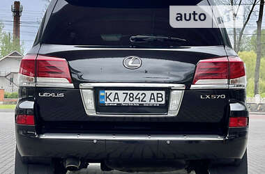 Позашляховик / Кросовер Lexus LX 2013 в Житомирі
