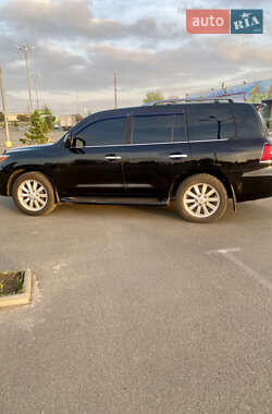 Внедорожник / Кроссовер Lexus LX 2008 в 