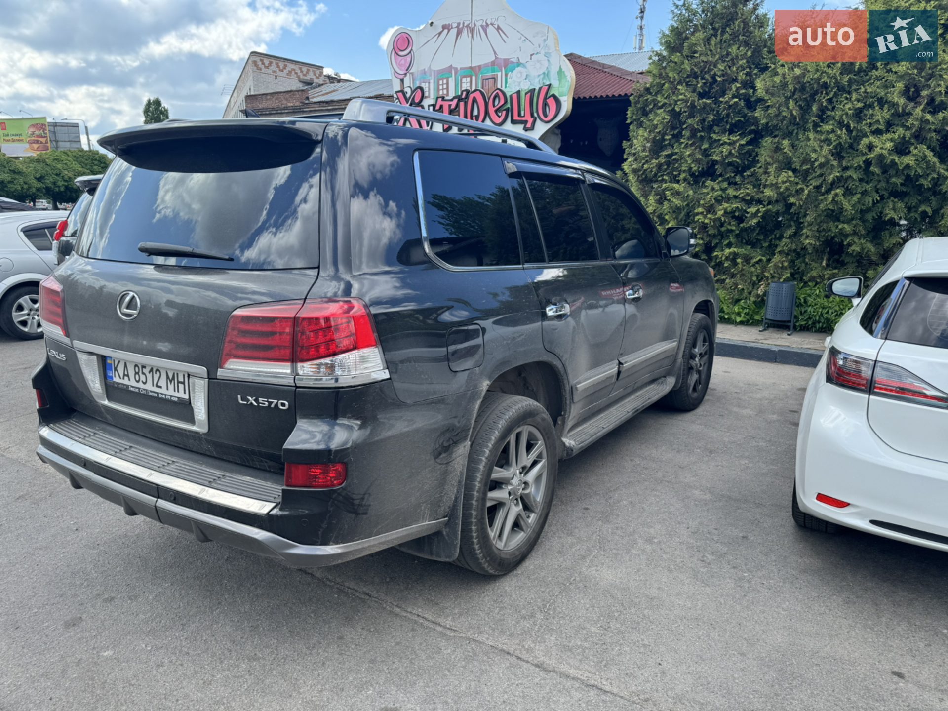2011 Lexus LX - мініатюра 2