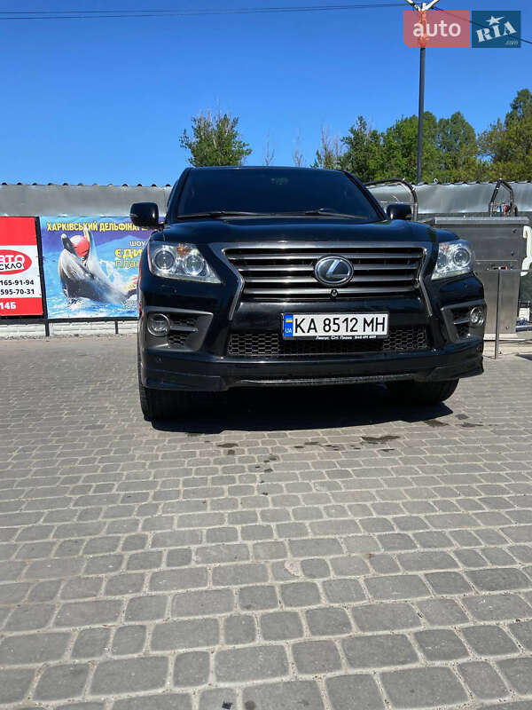 Позашляховик / Кросовер Lexus LX 2011 в Києві