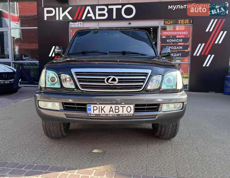 Позашляховик / Кросовер Lexus LX 2004 в Львові