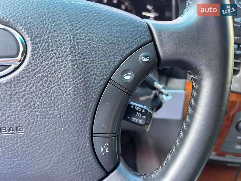 Позашляховик / Кросовер Lexus LX 2004 в Львові