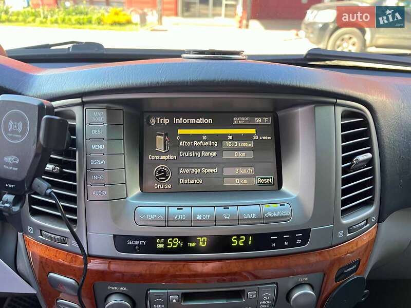 Позашляховик / Кросовер Lexus LX 2004 в Львові