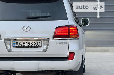 Позашляховик / Кросовер Lexus LX 2008 в Києві