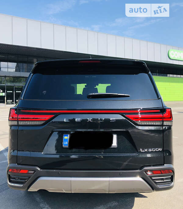 Позашляховик / Кросовер Lexus LX 2024 в Києві