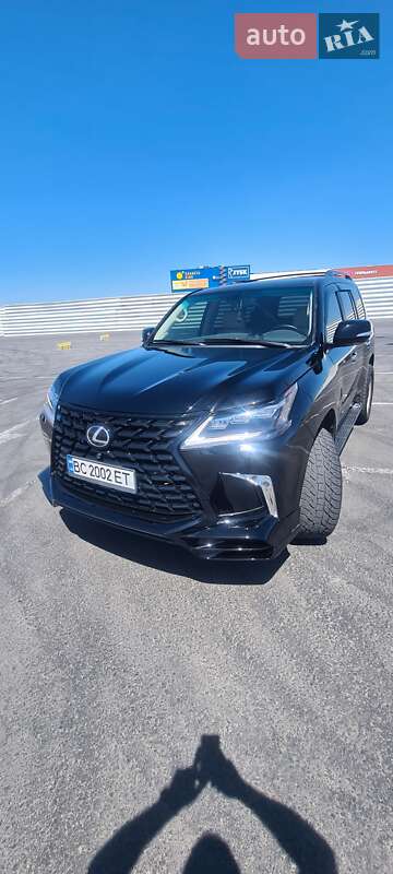 Позашляховик / Кросовер Lexus LX 2008 в Львові