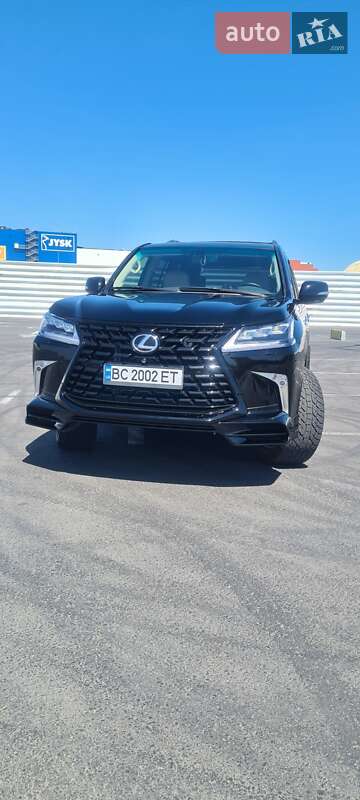 Lexus LX 2008