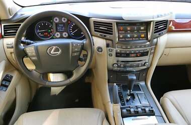 Позашляховик / Кросовер Lexus LX 2010 в Києві