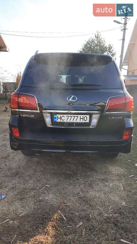 Позашляховик / Кросовер Lexus LX 2011 в Івано-Франківську