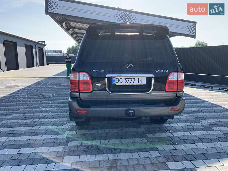 Позашляховик / Кросовер Lexus LX 2000 в Городку