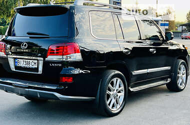 Позашляховик / Кросовер Lexus LX 2013 в Лубнах