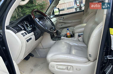 Внедорожник / Кроссовер Lexus LX 2010 в 