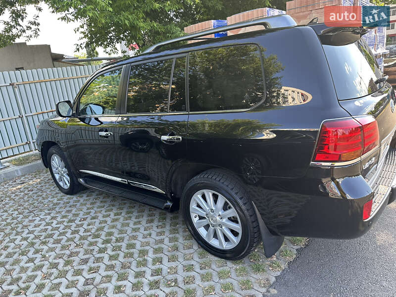 Внедорожник / Кроссовер Lexus LX 2010 в Одессе