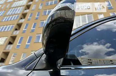 Lexus LX 2012