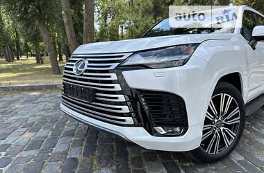 Внедорожник / Кроссовер Lexus LX 2022 в 