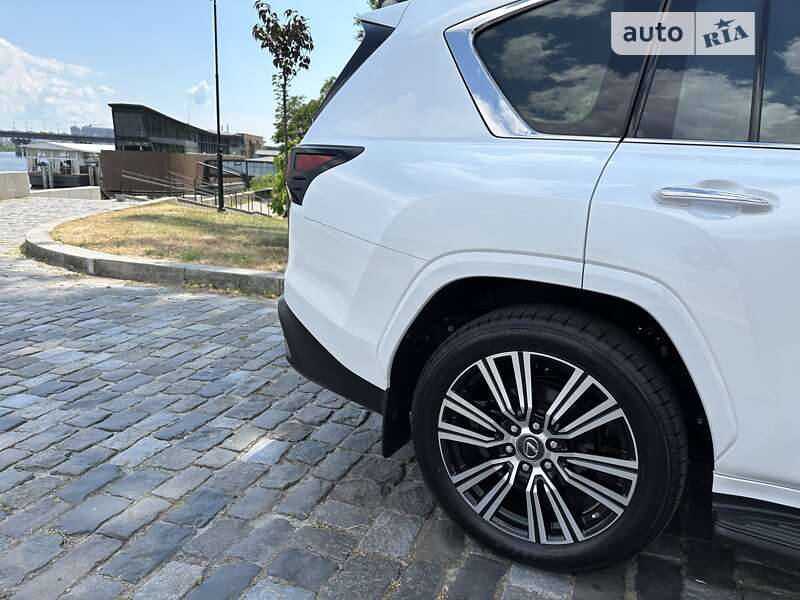 Позашляховик / Кросовер Lexus LX 2022 в Києві