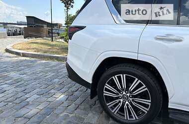 Внедорожник / Кроссовер Lexus LX 2022 в 