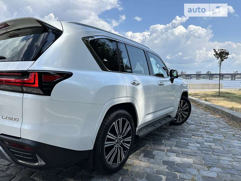 Позашляховик / Кросовер Lexus LX 2022 в Києві