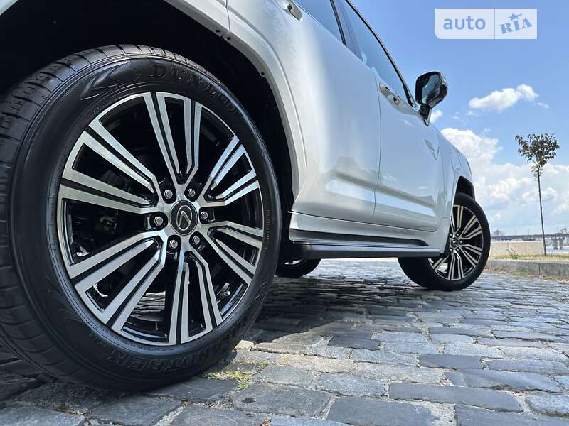 Позашляховик / Кросовер Lexus LX 2022 в Києві