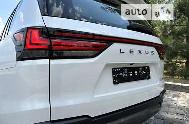Внедорожник / Кроссовер Lexus LX 2022 в 