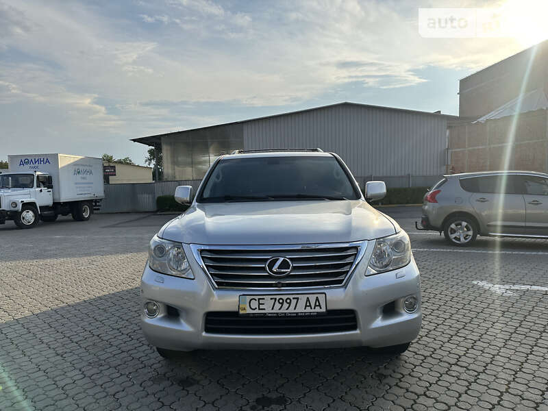 Позашляховик / Кросовер Lexus LX 2008 в Чернівцях