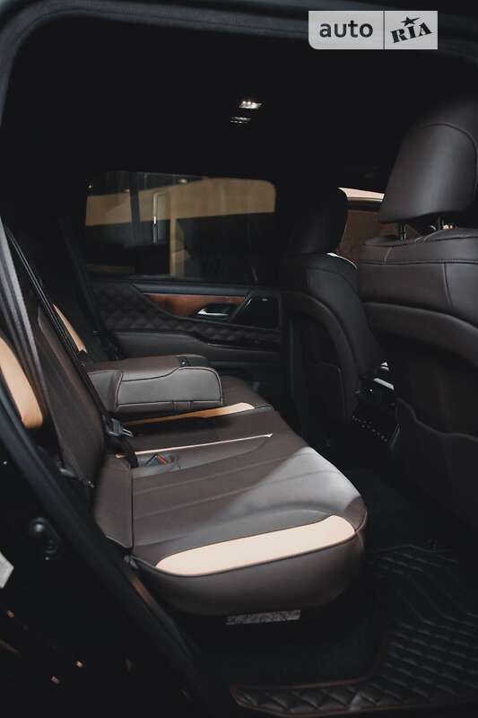 Внедорожник / Кроссовер Lexus LX 2024 в Днепре