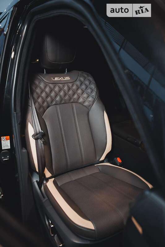 Внедорожник / Кроссовер Lexus LX 2024 в Днепре