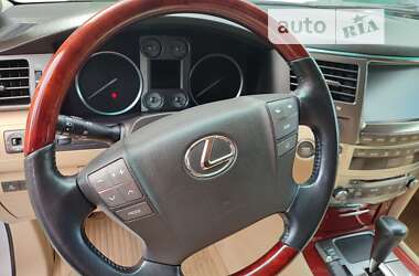 Позашляховик / Кросовер Lexus LX 2007 в Дніпрі