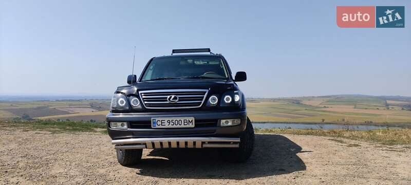 Позашляховик / Кросовер Lexus LX 2004 в Чернівцях