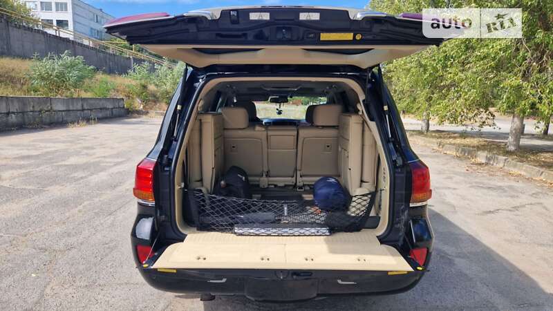 Внедорожник / Кроссовер Lexus LX 2008 в Запорожье