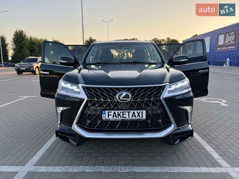 Внедорожник / Кроссовер Lexus LX 2011 в Тернополе
