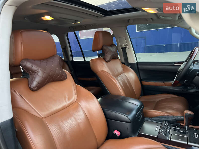 Внедорожник / Кроссовер Lexus LX 2011 в Тернополе