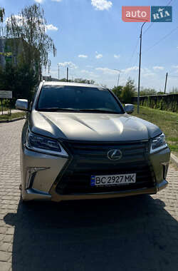Внедорожник / Кроссовер Lexus LX 2016 в 