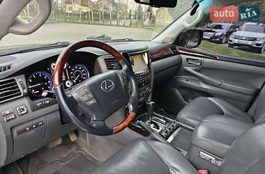 Внедорожник / Кроссовер Lexus LX 2010 в 