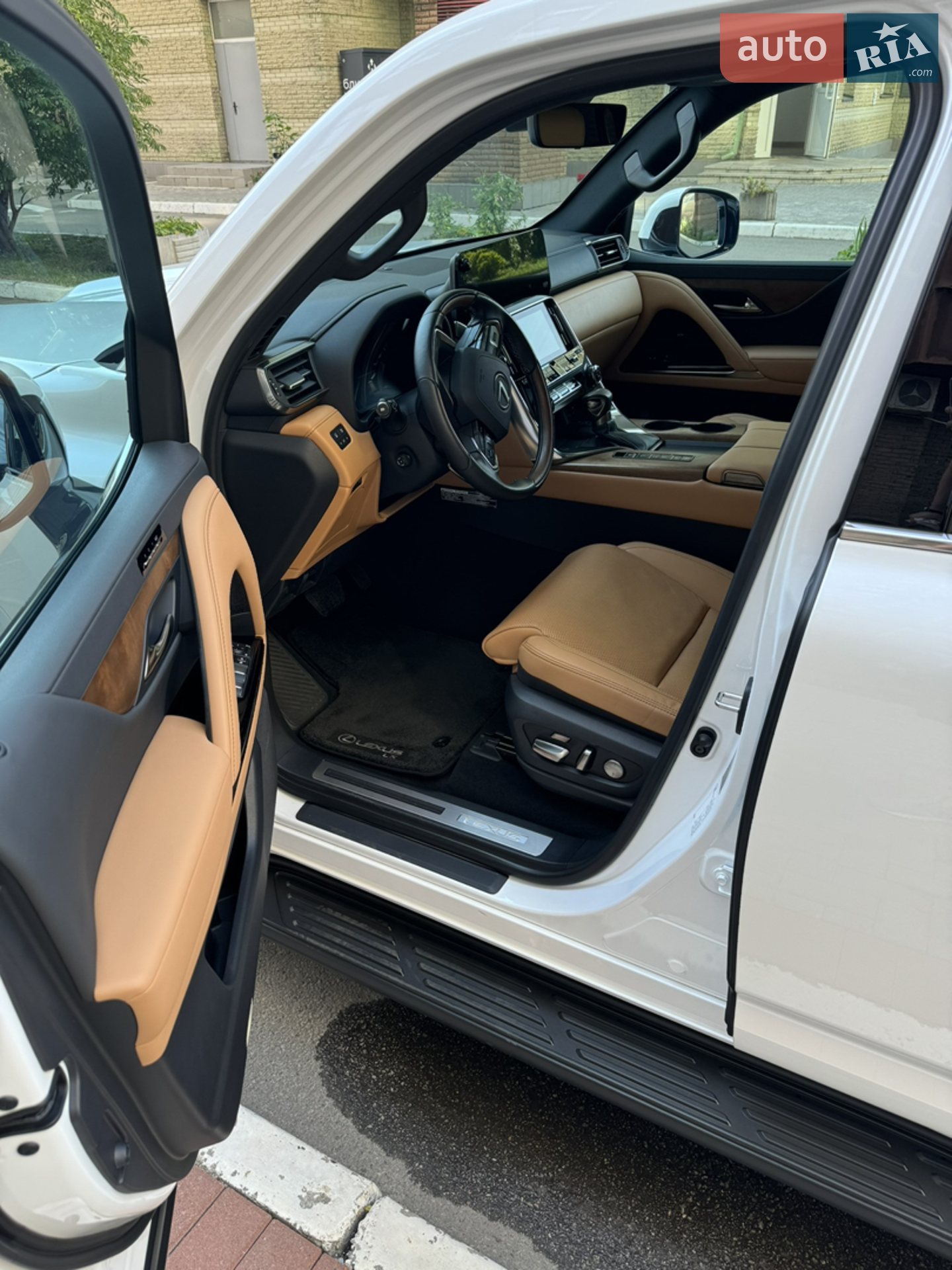 2022 Lexus LX - мініатюра 11