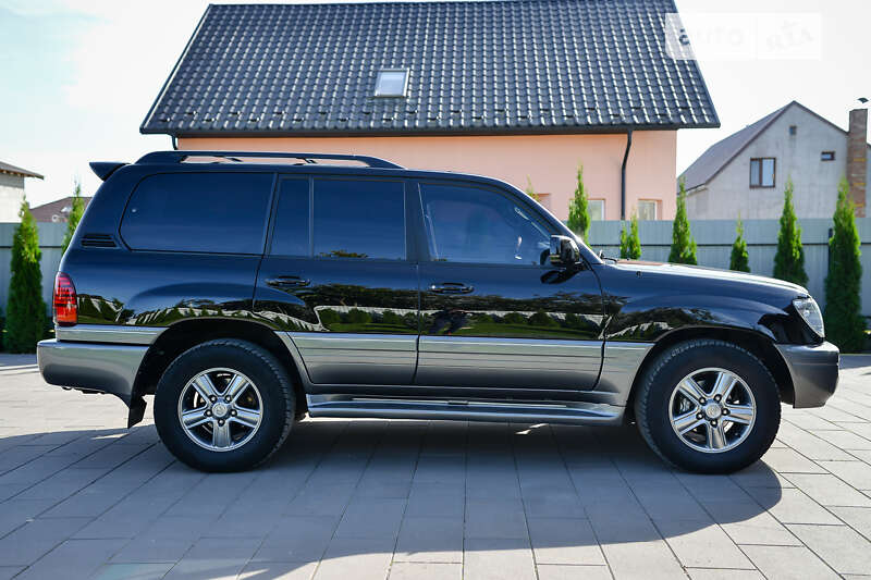 Позашляховик / Кросовер Lexus LX 2006 в Ковелі