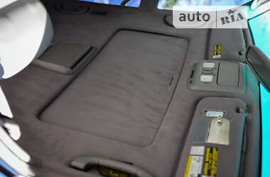 Позашляховик / Кросовер Lexus LX 2006 в 
