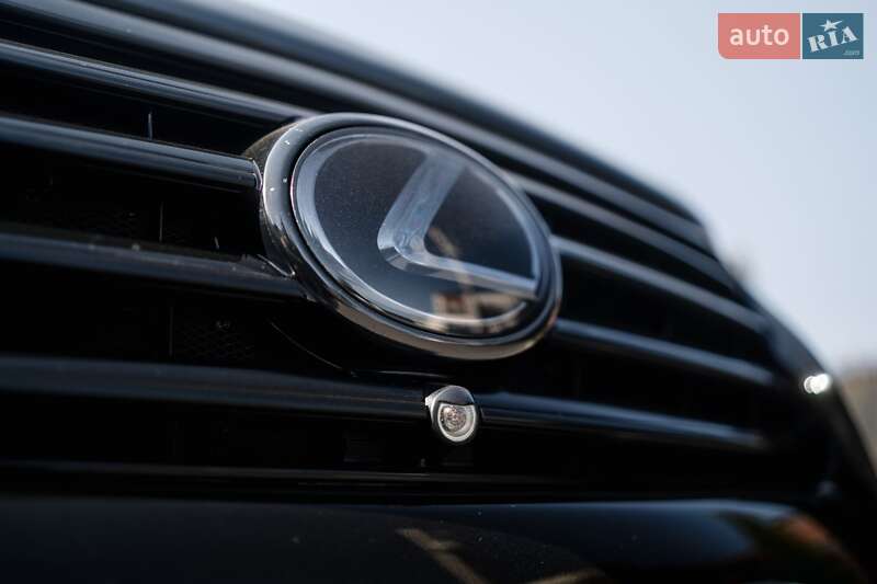 Позашляховик / Кросовер Lexus LX 2014 в Полтаві