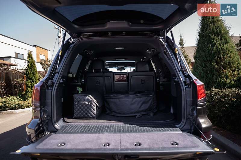 Позашляховик / Кросовер Lexus LX 2014 в Полтаві