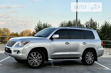 Внедорожник / Кроссовер Lexus LX 2008 в Кривом Роге