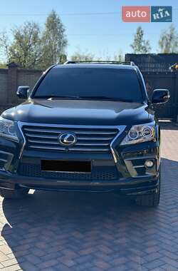 Внедорожник / Кроссовер Lexus LX 2014 в Сарнах