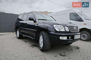 Внедорожник / Кроссовер Lexus LX 2000 в 