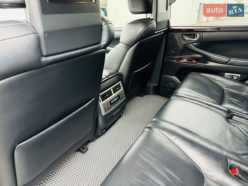 Внедорожник / Кроссовер Lexus LX 2013 в Днепре фото 23 Внедорожник / Кроссовер Lexus LX 2013 в Днепре