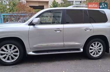 Внедорожник / Кроссовер Lexus LX 2008 в 
