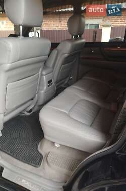 Внедорожник / Кроссовер Lexus LX 2007 в 