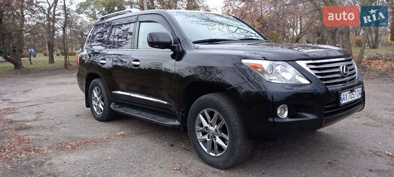 Позашляховик / Кросовер Lexus LX 2008 в Харкові