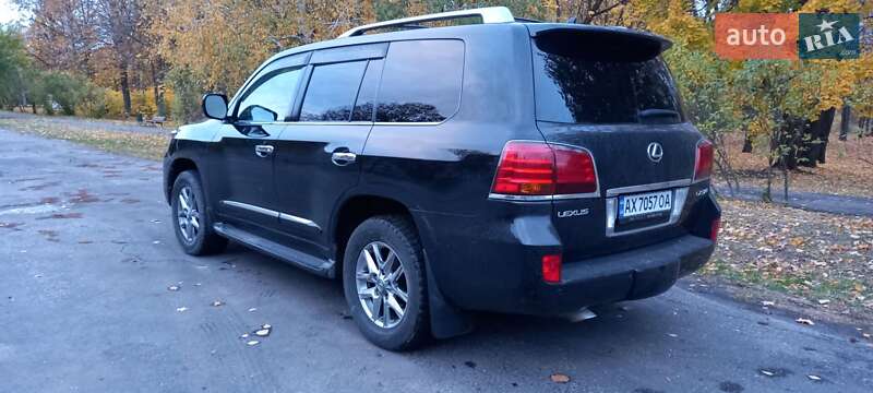 Позашляховик / Кросовер Lexus LX 2008 в Харкові
