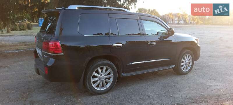 Позашляховик / Кросовер Lexus LX 2008 в Харкові