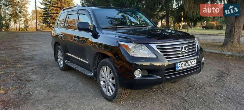 Позашляховик / Кросовер Lexus LX 2008 в Харкові