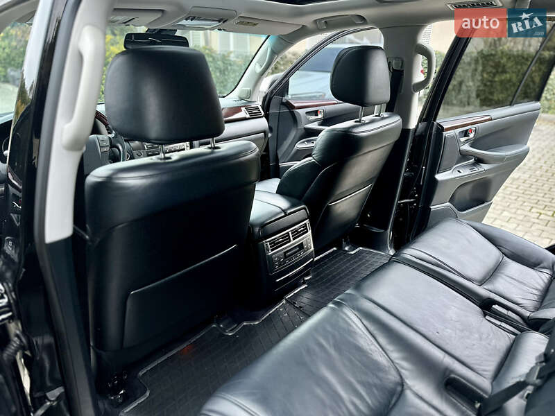 Внедорожник / Кроссовер Lexus LX 2011 в Одессе